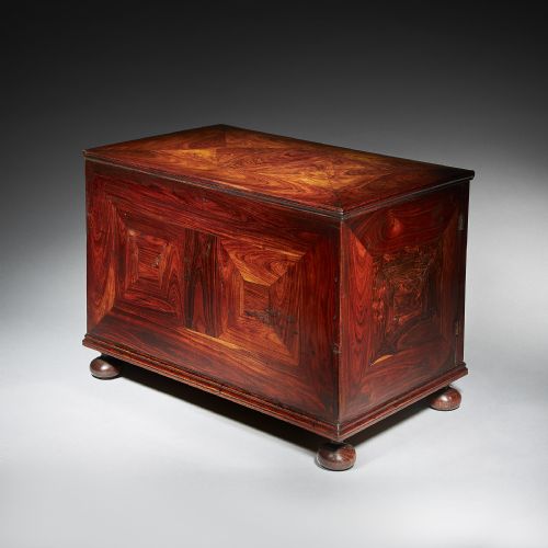 EXTREMELY RARE AND FINE MINIATURE KINGWOOD TABLE CABINET FROM THE REIGN OF CHARLES - ADDITIONAL PHOTO 3