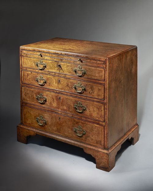 GEORGE II BURRBURL WALNUT CADDY TOPPED CHEST WITH FIRM ATTRIBUTION TO GILES GRENDEY CIRCA 17301740 - ADDITIONAL PHOTO 1
