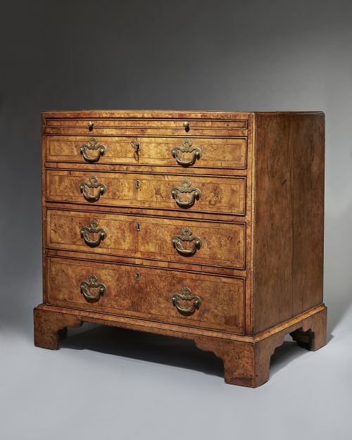 GEORGE II BURRBURL WALNUT CADDY TOPPED CHEST WITH FIRM ATTRIBUTION TO GILES GRENDEY CIRCA 17301740 - ADDITIONAL PHOTO 2