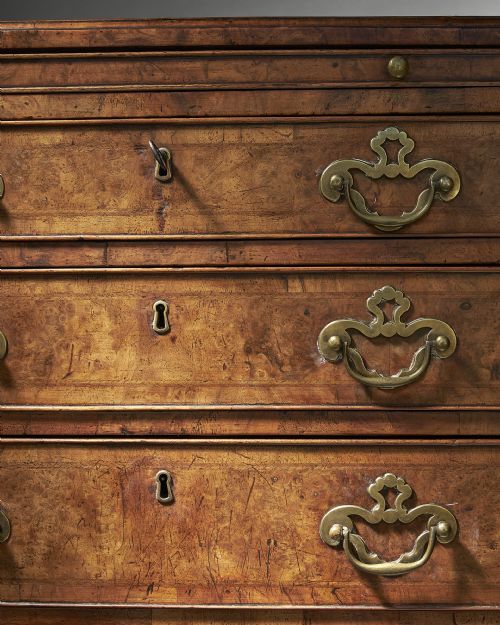GEORGE II BURRBURL WALNUT CADDY TOPPED CHEST WITH FIRM ATTRIBUTION TO GILES GRENDEY CIRCA 17301740 - ADDITIONAL PHOTO 11
