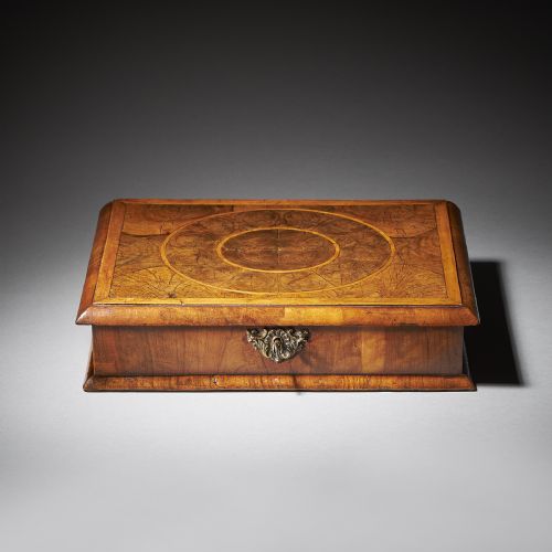 a fine william and mary 17thcentury olive oyster lace box circa 16801690 england - CATEGORY: ANTIQUE BOXES - DATED BEFORE 1700