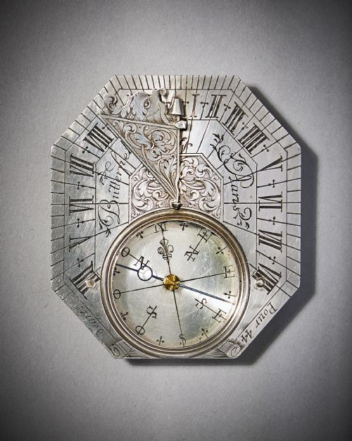 RARE SILVER POCKET SUNDIAL AND COMPASS BY MICHAEL BUTTERFIELD PARIS CIRCA 1700 - ADDITIONAL PHOTO 2