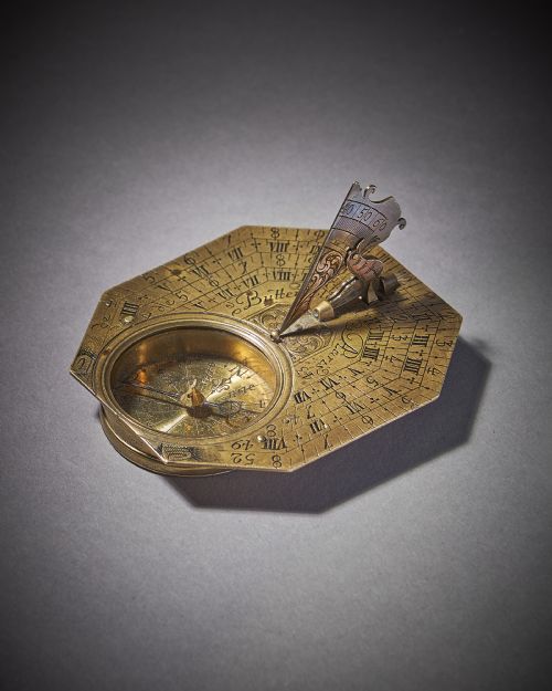 FINE BRASS POCKET SUNDIAL AND COMPASS BY MICHAEL BUTTERFIELD PARIS - ADDITIONAL PHOTO 3