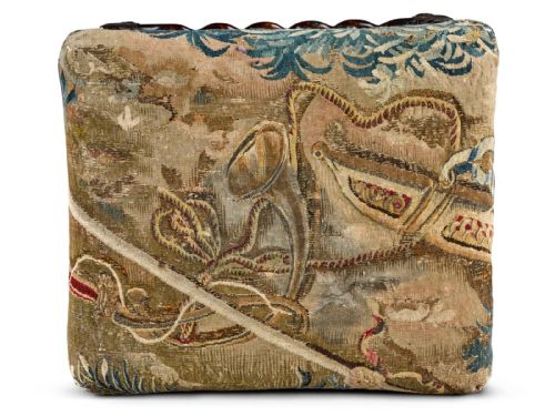 FINE 17TH CENTURY BARLEY OR SOLOMONIC TWIST BAROQUE WALNUT STOOL WITH PERIOD TAPESTRY - ADDITIONAL PHOTO 1