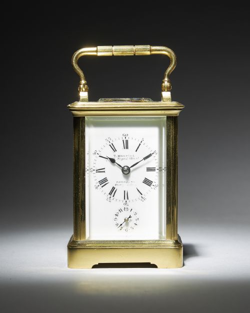 A FINE SMALL BRASS CORNICHE CASE CARRIAGE CLOCK WITH ALARM AND ORIGINAL TRAVELLING CASE - ADDITIONAL PHOTO 1