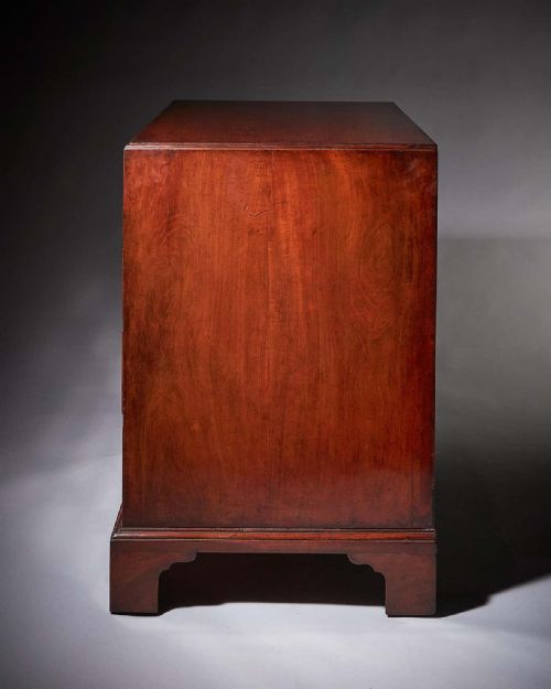 18TH CENTURY GEORGE II MAHOGANY CADDYTOPPED CHEST BY GILES GRENDEY C17301740 - ADDITIONAL PHOTO 1