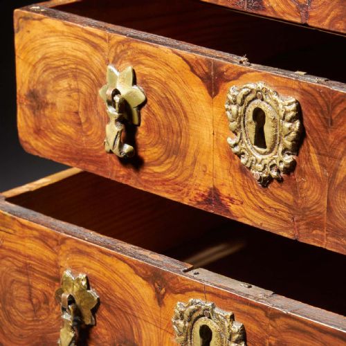 MINIATURE WILLIAM AND MARY DIMINUTIVE OLIVE OYSTER CHEST C16881702 - ADDITIONAL PHOTO 8