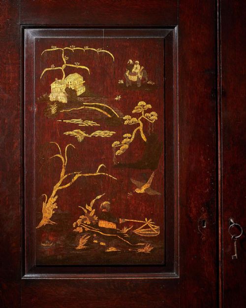 18TH CENTURY GEORGE III CHINOISERIE JAPANNED WARDROBE CHIPPENDALE PERIOD C1770 - ADDITIONAL PHOTO 6