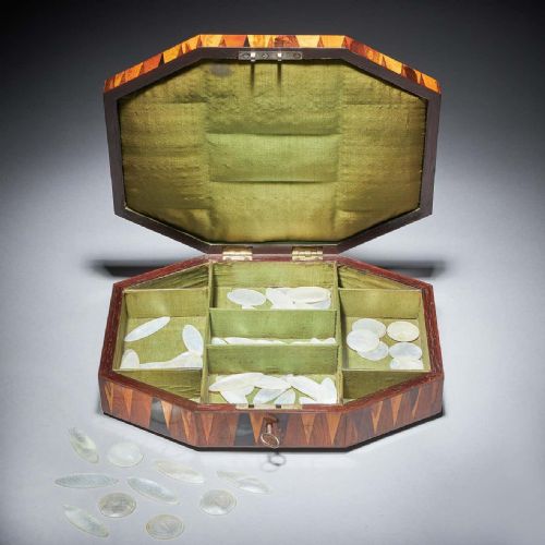 GEORGE IV REGENCY EXOTIC WOOD SPECIMEN PARQUETRY GAMES OR JEWELLERY BOX - ADDITIONAL PHOTO 2