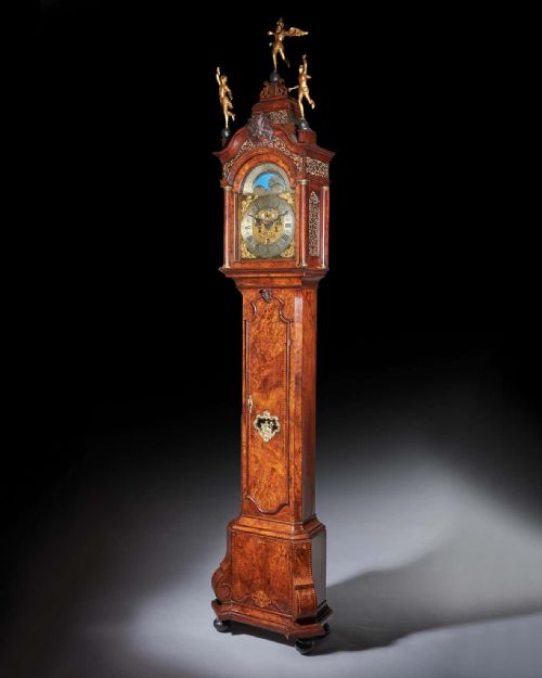 A MAGNIFICENT 18TH CENTURY STRIKING DUTCH AMSTERDAM BURR WALNUT LONGCASE CLOCK - ADDITIONAL PHOTO 1