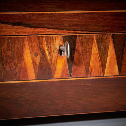 PAIR OF GEORGE IV REGENCY SPECIMEN WOOD PARQUETRY BOXES OF SARCOPHAGUS SHAPE - ADDITIONAL PHOTO 3