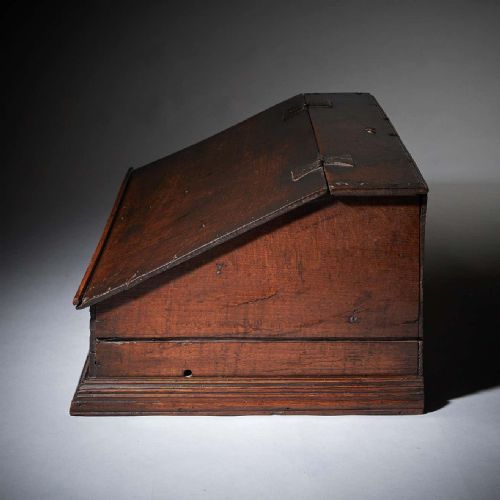 17TH CENTURY CHARLES II CARVED OAK WRITING BOX OR DESK BOX CIRCA 1660 ENGLAND - ADDITIONAL PHOTO 3