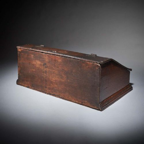17TH CENTURY CHARLES II CARVED OAK WRITING BOX OR DESK BOX CIRCA 1660 ENGLAND - ADDITIONAL PHOTO 4