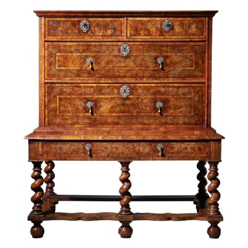 william and mary 17th century olive oyster chest on stand circa 16801690 - CATEGORY: ANTIQUE CHEST OF DRAWERS - DATED 17TH CENTURY
