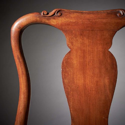 PAIR OF GEORGE I 18TH CENTURY CARVED MAHOGANY CHAIRS CIRCA 1720 - ADDITIONAL PHOTO 3