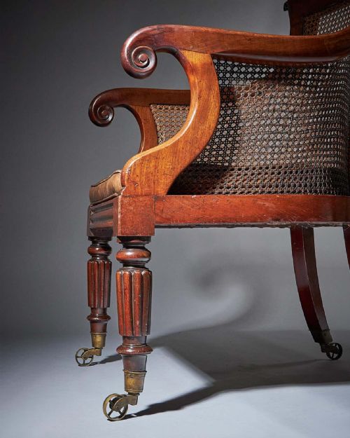 EARLY WILLIAM IV MAHOGANY BERGRE ARMCHAIR OF LARGE SCALE WITH ORIGINAL LEATHER - ADDITIONAL PHOTO 8