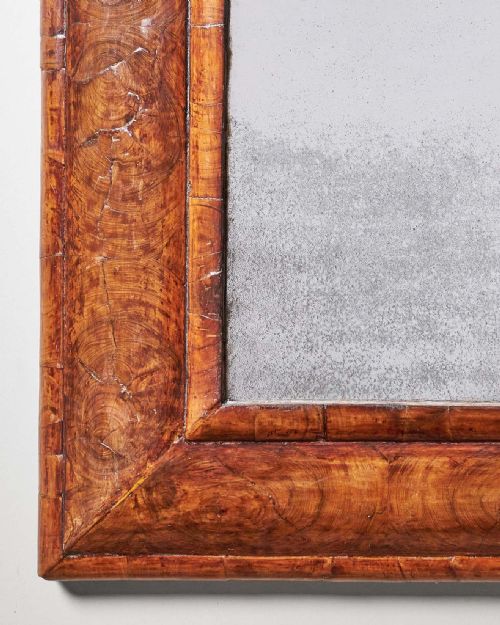 EXTREMELY LARGE WILLIAM AND MARY 17TH CENTURY OLIVE OYSTER CUSHION MIRROR C1690 - ADDITIONAL PHOTO 1