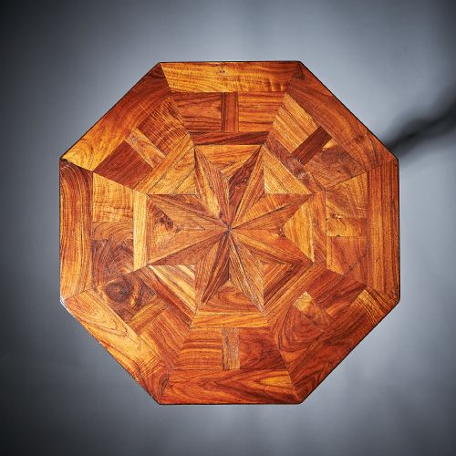 PAIR OF 17TH CENTURY KINGWOOD CHARLES II PARQUETRY TORCHIERES CIRCA 1660 - ADDITIONAL PHOTO 7