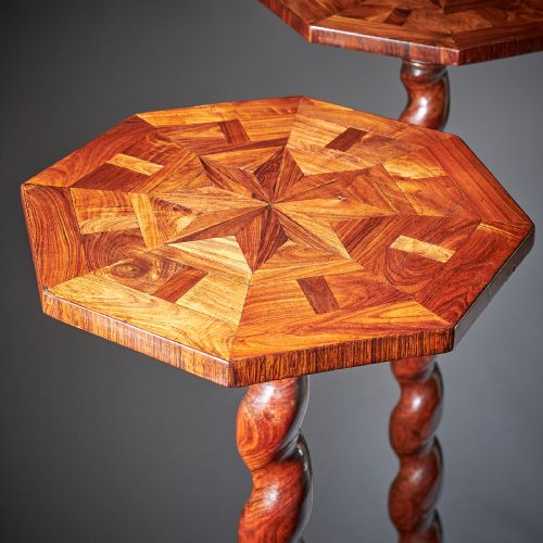 PAIR OF 17TH CENTURY KINGWOOD CHARLES II PARQUETRY TORCHIERES CIRCA 1660 - ADDITIONAL PHOTO 13