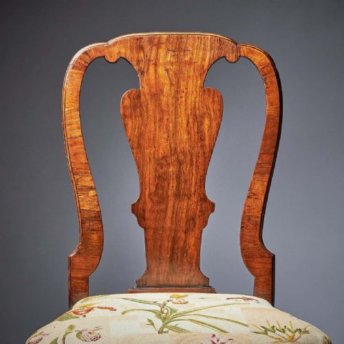 PAIR OF 18TH CENTURY GEORGE I CARVED WALNUT CHAIRS - ADDITIONAL PHOTO 3