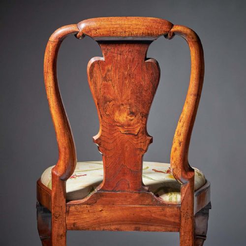 PAIR OF 18TH CENTURY GEORGE I CARVED WALNUT CHAIRS - ADDITIONAL PHOTO 6
