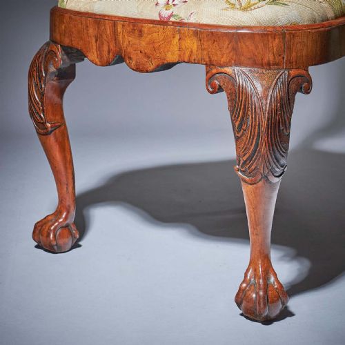 PAIR OF 18TH CENTURY GEORGE I CARVED WALNUT CHAIRS - ADDITIONAL PHOTO 8