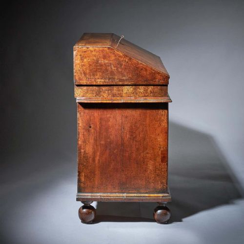HUGUENOT 17THCENTURY CHARLES II WILLIAM AND MARY WALNUT TWOPIECE BUREAU - ADDITIONAL PHOTO 4