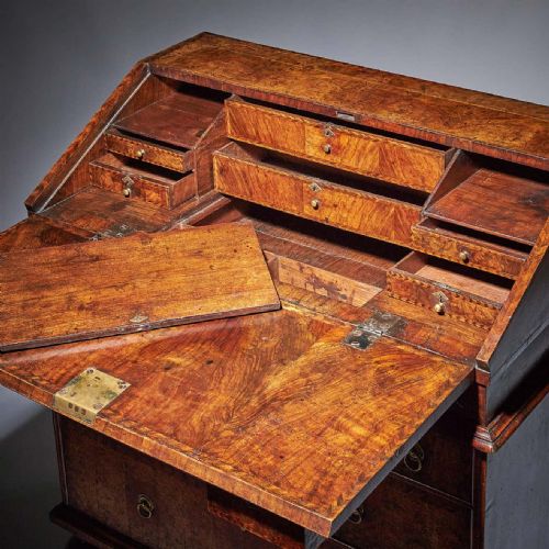 HUGUENOT 17THCENTURY CHARLES II WILLIAM AND MARY WALNUT TWOPIECE BUREAU - ADDITIONAL PHOTO 8