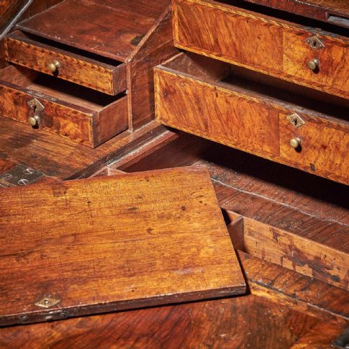 HUGUENOT 17THCENTURY CHARLES II WILLIAM AND MARY WALNUT TWOPIECE BUREAU - ADDITIONAL PHOTO 9