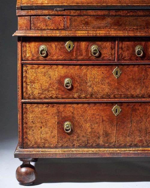 HUGUENOT 17THCENTURY CHARLES II WILLIAM AND MARY WALNUT TWOPIECE BUREAU - ADDITIONAL PHOTO 13