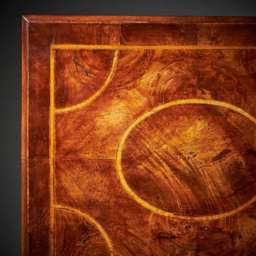 A RARE FIGURED WALNUT QUEEN ANNE GEORGE I LACE BOX CIRCA 17001720 - ADDITIONAL PHOTO 5