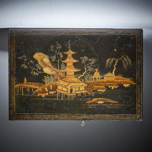 18TH CENTURY CHINESE EXPORT LACQUER CHINOISERIE TABLE CABINET - ADDITIONAL PHOTO 5