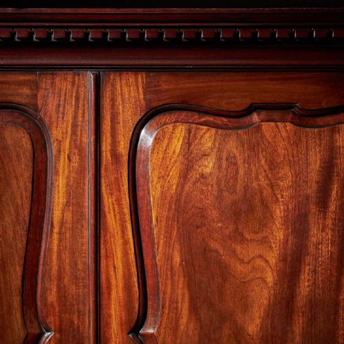 18THCENTURY GEORGE II MAHOGANY SECRETAIRE LINEN PRESS ATTRIBUTEDGILES GRENDEY - ADDITIONAL PHOTO 11