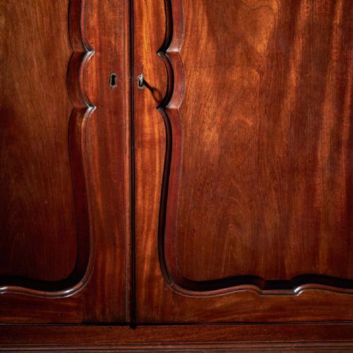 18THCENTURY GEORGE II MAHOGANY SECRETAIRE LINEN PRESS ATTRIBUTEDGILES GRENDEY - ADDITIONAL PHOTO 12