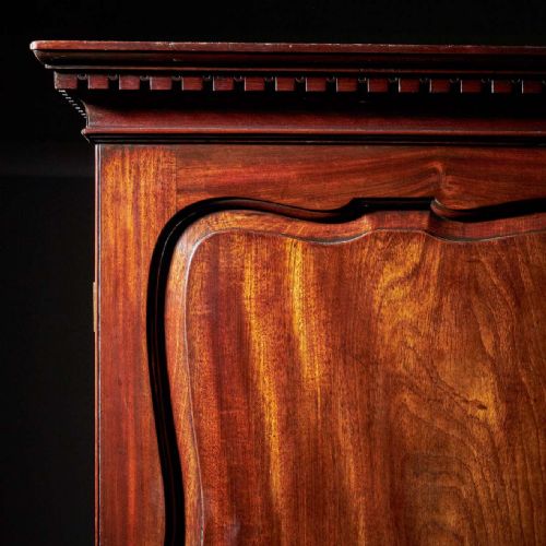 18THCENTURY GEORGE II MAHOGANY SECRETAIRE LINEN PRESS ATTRIBUTEDGILES GRENDEY - ADDITIONAL PHOTO 15