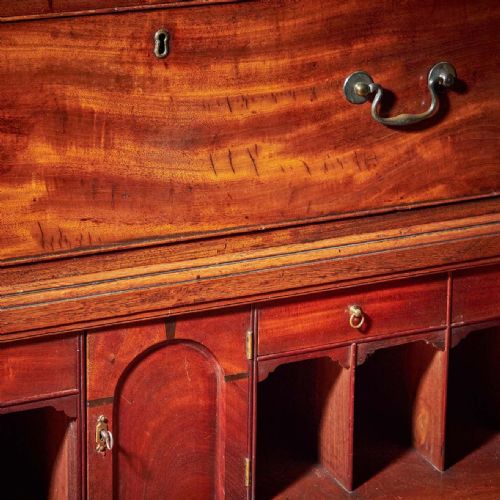18TH CENTURY GEORGE III MAHOGANY SECRETAIRE CHEST ON CHEST CIRCA 17701780 - ADDITIONAL PHOTO 8