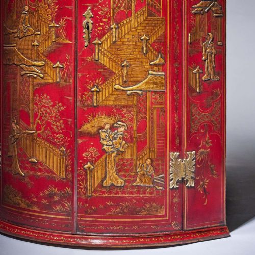 18TH CENTURY GEORGE II SCARLETRED JAPANNED CORNER CUPBOARD ATT GILES GRENDEY - ADDITIONAL PHOTO 7