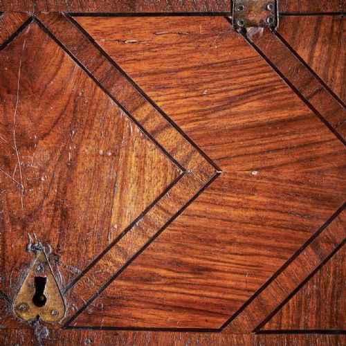 17TH CENTURY WILLIAM MARY WALNUT STRONGBOX OR COFFRE FORT CIRCA 16801700 - ADDITIONAL PHOTO 10