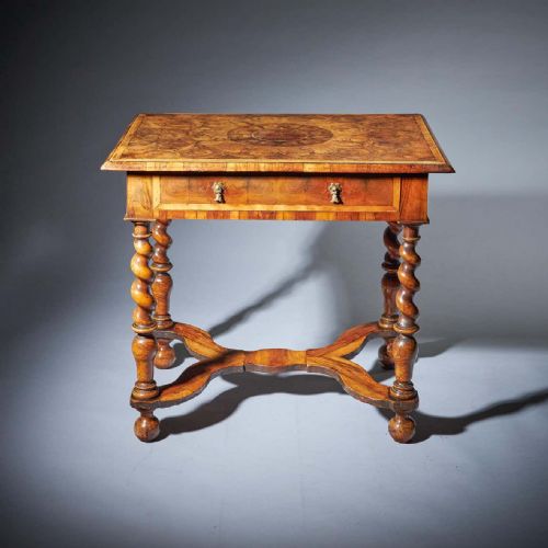 17TH CENTURY WILLIAM AND MARY OLIVE OYSTER TABLE CIRCA 16801700 - ADDITIONAL PHOTO 2
