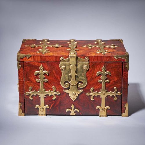 17th c diminutive william and mary kingwood strongbox or coffre fort c 1690 - CATEGORY: ANTIQUE CHESTS - DATED 17TH CENTURY