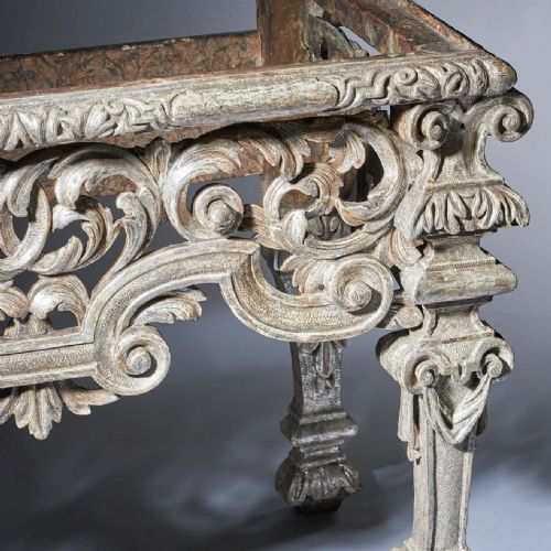 17TH CENTURY WILLIAM AND MARY JAPANNED CABINET ON ORIGINAL SILVER GILT STAND - ADDITIONAL PHOTO 17