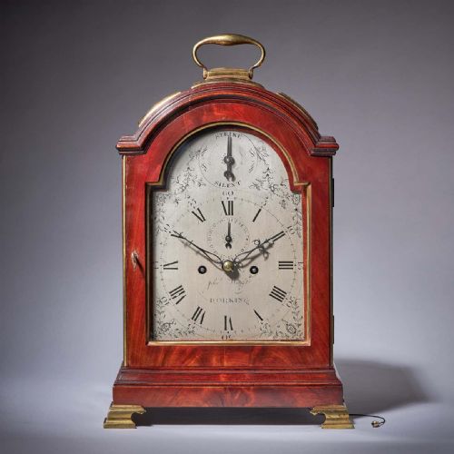18TH CENTURY GEORGE III FIGURED MAHOGANY THREE PAD STRICKING BRACKET CLOCK - ADDITIONAL PHOTO 1