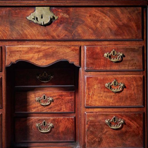 A GEORGE II IRISH MAHOGANY SECRETAIRE KNEEHOLE BOOKCASE ATT C HEARN - ADDITIONAL PHOTO 11