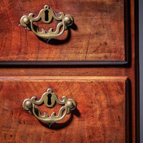 A GEORGE II IRISH MAHOGANY SECRETAIRE KNEEHOLE BOOKCASE ATT C HEARN - ADDITIONAL PHOTO 12