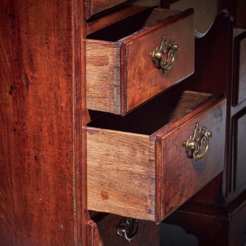 A GEORGE II IRISH MAHOGANY SECRETAIRE KNEEHOLE BOOKCASE ATT C HEARN - ADDITIONAL PHOTO 13