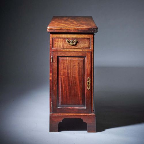 UNIQUE 18TH CENTURY GEORGE II 'DUMMY' FRONTED MAHOGANY BACHELORS CHEST - ADDITIONAL PHOTO 8