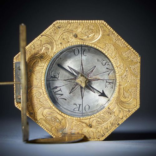 18TH CENTURY GILT BRASS AND SILVER POCKET OR MINIATURE SUNDIAL COMPASS WITH CASE - ADDITIONAL PHOTO 13
