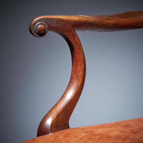 GEORGE III 18TH CENTURY MAHOGANY ARMCHAIR IN THE MANNER OF THOMAS CHIPPENDALE - ADDITIONAL PHOTO 5