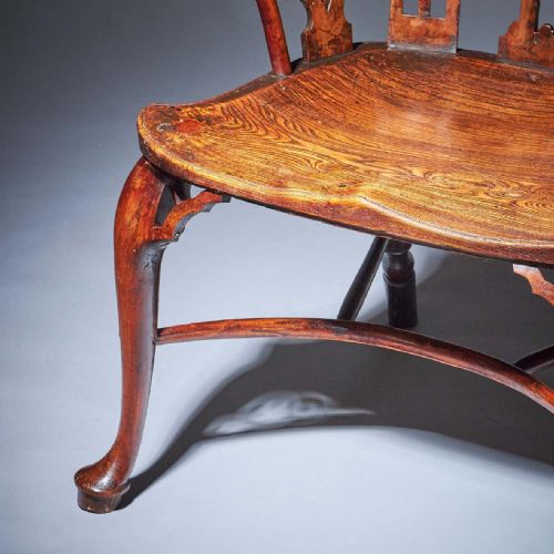 PAIR OF 18TH CENTURY GEORGE II GOTHIC YEW AND ELM WINDSOR ARMCHAIRS CIRCA 1760 - ADDITIONAL PHOTO 1