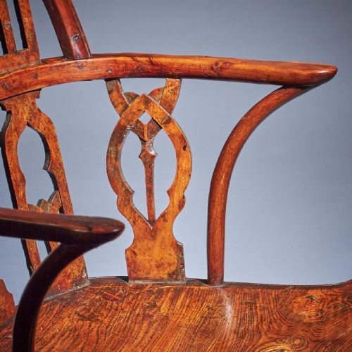 PAIR OF 18TH CENTURY GEORGE II GOTHIC YEW AND ELM WINDSOR ARMCHAIRS CIRCA 1760 - ADDITIONAL PHOTO 12